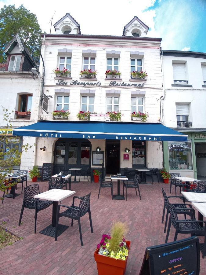 Hotel Les Remparts La Madelaine-sous-Montreuil Exterior foto